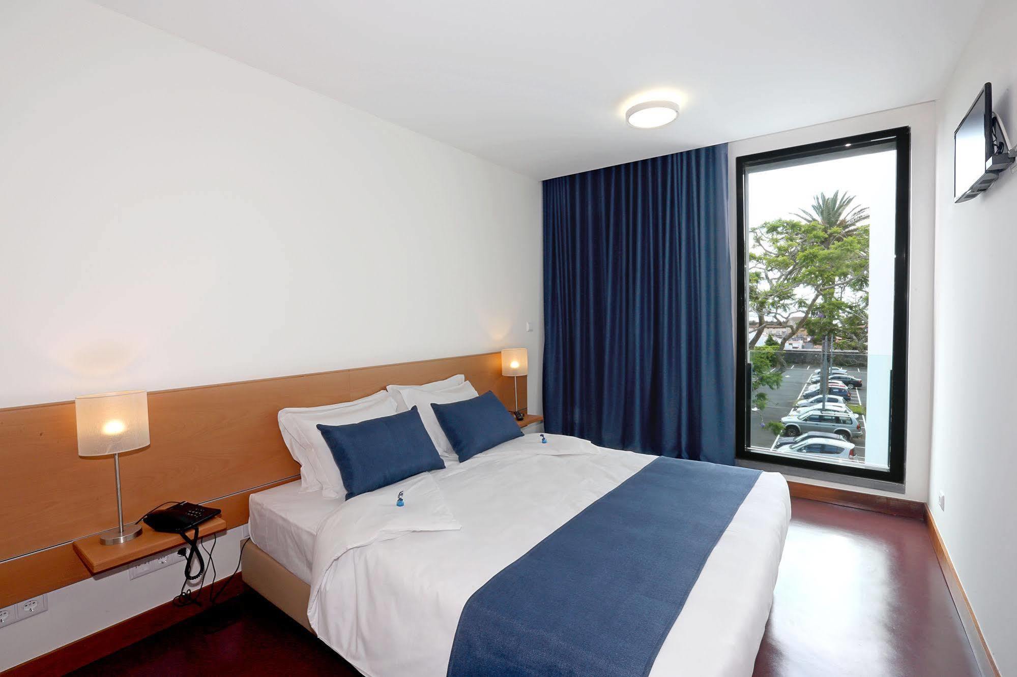 Room & Go By Lince ปอนตาเดลกาดา ภายนอก รูปภาพ